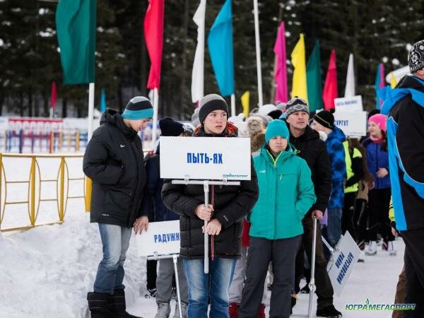 Открылись соревнования по лыжным гонкам среди юниоров